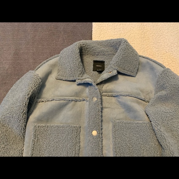 Jacket - Picture 2 of 4